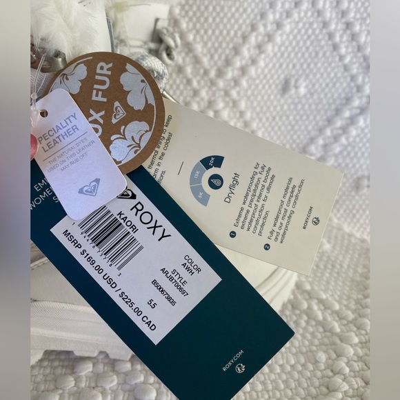 ROXY• “Kaori”•Winter White• Lace up•Leather & Faux Fur•Boots•5.5•NWT! - Picture 10 of 14